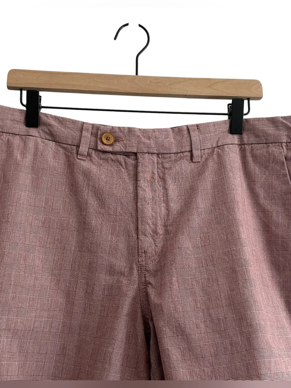 Ted Baker London Men Shorts Red 38 Flat Front Paid Golf Preppy